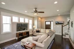 Cumberland Retreat | 4BR, Balcony, 1.3mi NFL