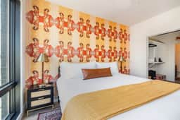 Honky Tonk Party Pad – Johnny | 2BR Pool, Midtown