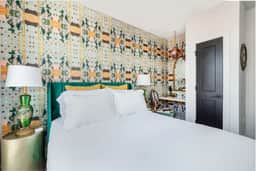 Honky Tonk Party Pad – Dolly | Luxury 2BR, Midtown