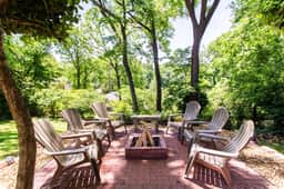 Nashville Magnolia | Karaoke, Bar, Fire Pit
