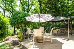 Nashville Magnolia | Karaoke, Bar, Fire Pit