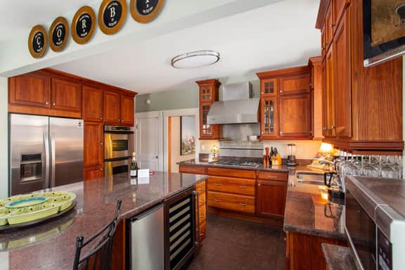 Deacon's House | TV Show "Nashville" | 2BR