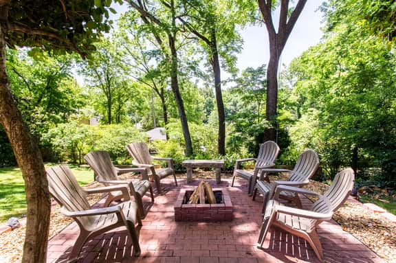 Nashville Magnolia | Karaoke, Bar, Fire Pit