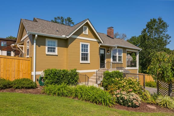 Hydrangea | Golf Course Views, Pet Friendly, 3BR